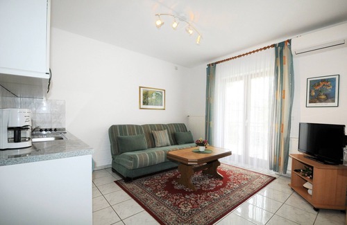 Spadici Apartamento | Beautiful spacious apartment (No. 1) with 2 bedrooms 300m to the beach