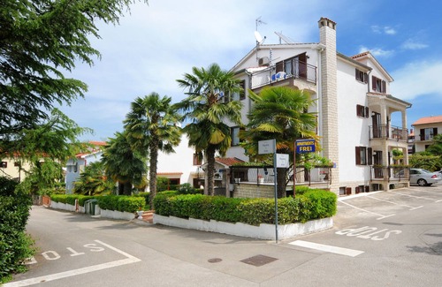 Spadici Apartamento | Beautiful spacious apartment (No. 1) with 2 bedrooms 300m to the beach
