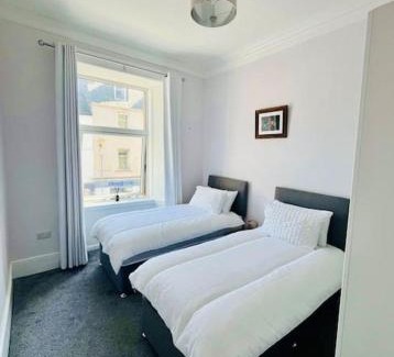 Oban Apartamento | Beautiful spacious apartment in town centre