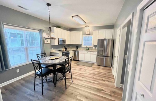 Wilmington Casa | Beautiful, Spacious, Hidden Gem In Heart of ILM