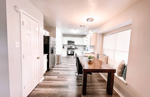 Clodine Casa | Beautiful/Spacious house
