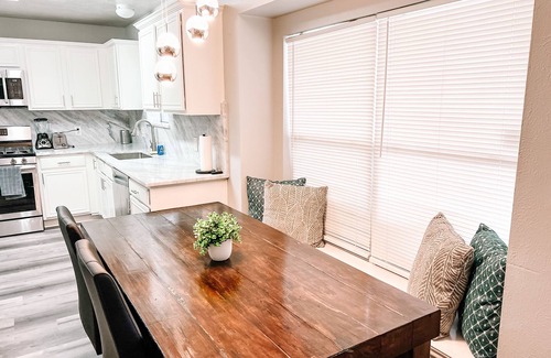 Clodine Casa | Beautiful/Spacious house