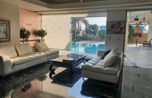 Agios Athanasios Villa | Beautiful spacious house with swimming pool
