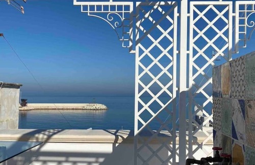L'Assunta Casa | Beautiful spacious seaside palazzo. Terrace panoramic sea views & dipping pool.