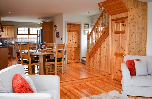 Sneem Casa | Beautiful stone cottage with sea views