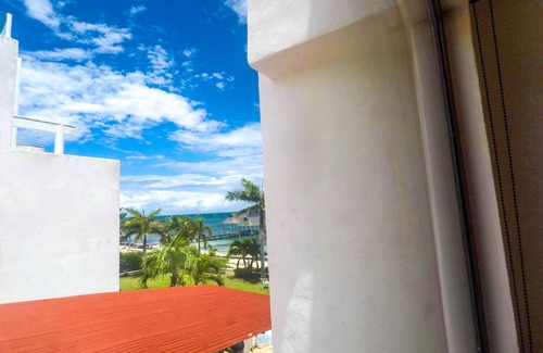 Puerto Juarez Apartamento | Hermosa Suite doble frente a la playa