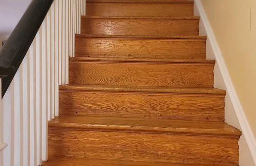 Upper Darby Casa | Beautiful Surburban Family Home