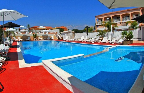 La Londe-les-Maures Apartamento | Hermoso entresuelo T2 6 pers a 250 m de la playa con piscina climatizada y tenedor (205)