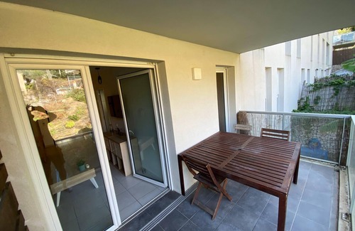 Toulon Apartamento | Beautiful T2 with swimming pool - near park