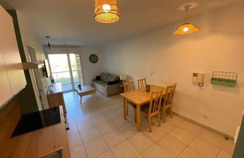 La Valette-du-Var Apartamento | Beautiful T2 with swimming pool - near park