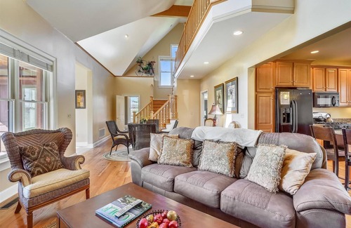 Timberline Casa | Beautiful townhome close to skiing provides easy access year-round!