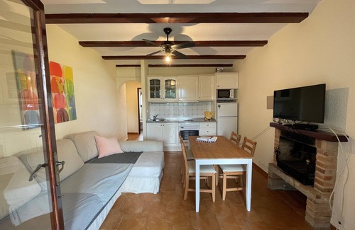 Pedreguer Apartamento | Bonito adosado, confortable y exterior, con vistas al jardín.