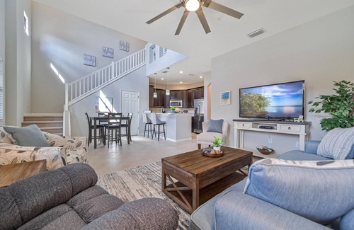 Biggar Casa | Beautiful Townhouse in Paseo ~ Enjoy the Resort Lifestyle