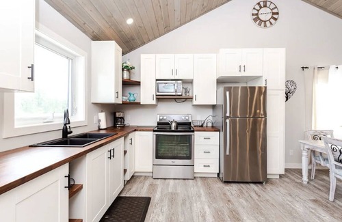 Saint Malo Cabina | Beautiful Tranquil Stay Near the Water - Cabin 11