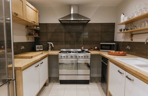 Birdsedge Casa | Beautiful Two Bedroom Cottage with Amazing Views