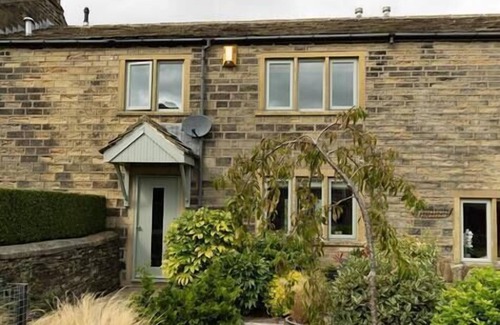 Birdsedge Casa | Beautiful Two Bedroom Cottage with Amazing Views