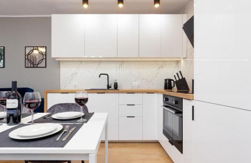 Bielany Apartamento | Beautiful Two-Bedroom Apartment Warsaw Bielany by Noclegi Renters