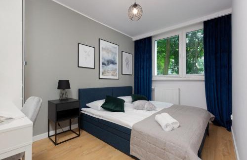 Bielany Apartamento | Beautiful Two-Bedroom Apartment Warsaw Bielany by Noclegi Renters