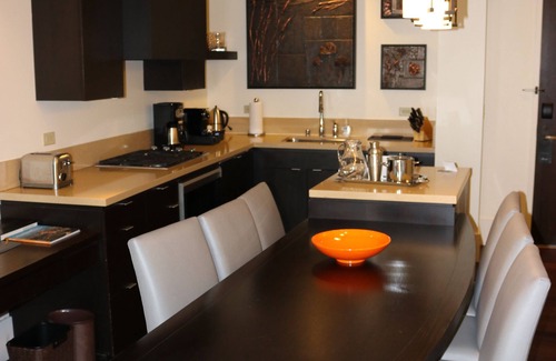 Fisherman's Wharf Condominio | Hermoso apartamento de dos habitaciones y dos baños.