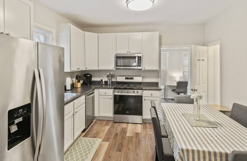 Waukegan Casa | Beautiful Updated Home near Great Lakes Naval Base