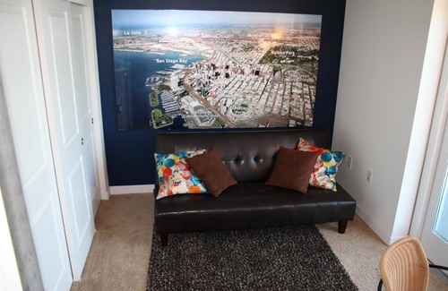 Civic Core Apartamento | Beautiful upscale luxury apartment walking distance from Petco park & Gaslamp
