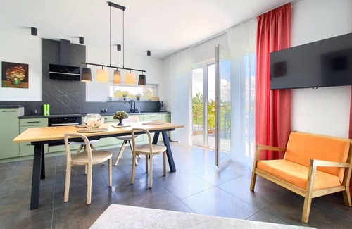 Gaski Apartamento | Beautiful vacation apartment. Ground floor near the beach & quiet location to relax