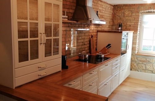 Mainz-Bingen Casa | Beautiful vacation home with great outdoor area & whirlpool