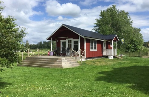 Halmstad Chalet De Esquí | Cozy holiday home near Halmstad in western Sweden with a dog