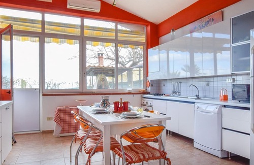 Trabia Casa | Alojamiento de 4 habitaciones en Trabia