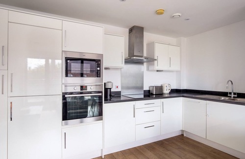 Prince's Apartamento | Beautiful Vauxhall 2BR w/ Balcony nr Tube, by Blueground