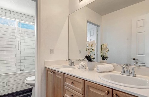 Rhodes Ranch Casa | Beautiful Vegas Executive Home with Heated Pool