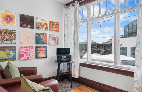 Moncton Casa | Beautiful Victorian Home Located Downtown Moncton