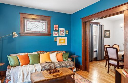 Moncton Casa | Beautiful Victorian Home Located Downtown Moncton