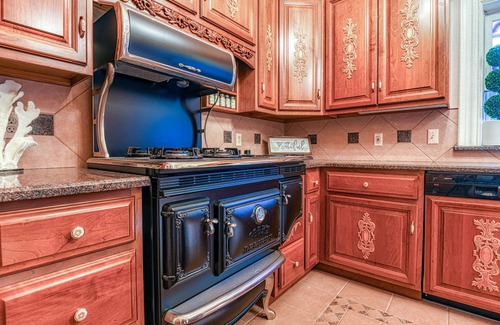 Cape May Casa | Beautiful Victorian Whole House Rental! Empress of Cape May