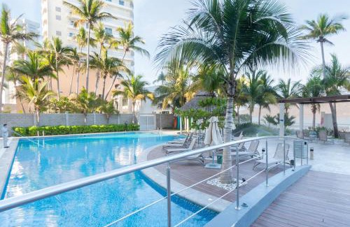 Zona Dorada Apartamento | Beautiful View on 23rd Floor Beach Front at Camino Al Mar