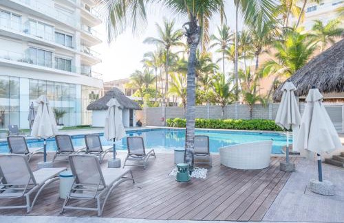 Zona Dorada Apartamento | Beautiful View on 23rd Floor Beach Front at Camino Al Mar