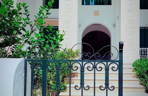 Yasmine Apartamento | Hermoso apartamento con vista ubicado en Yasmine Hammamet con jardín, piscina.