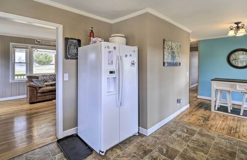 Sparta Casa | Beautiful Views & Gas Grill: Sparta Getaway!