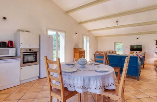 Gaillan-en-Medoc Casa | Maravillosa casa de vacaciones con WIFI, TV, terraza, mascotas permitida y aparcamiento