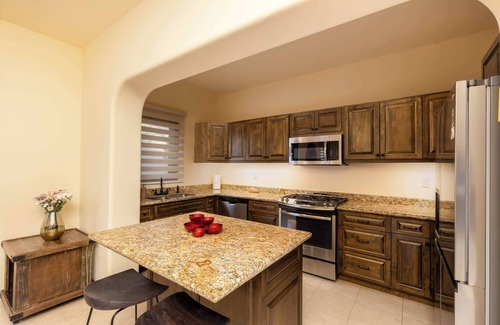 San Jose del Cabo Villa | Luxury 3 BR Villa + Pool @ Golf Course Community!