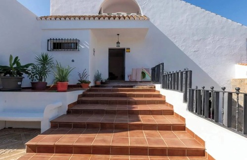 Roquetas de Mar Villa | Preciosa Villa | Piscina Privada y Jardín, cerca de la Playa y del Campo de Golf