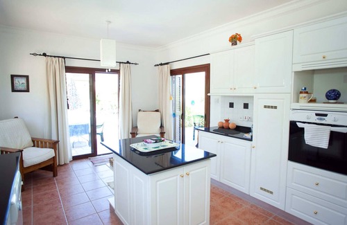 Edremit Villa | Hermosa villa, Edremit con piscina privada, todas las comodidades, wifi, impresionantes vistas