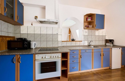 Desna Villa | Maravillosa casa de vacaciones para 4 personas con piscina, WIFI y TV
