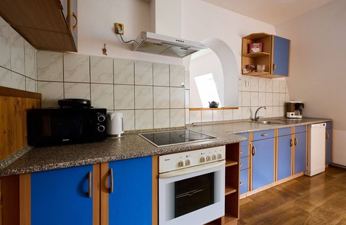 Desna Villa | Maravillosa casa de vacaciones para 4 personas con piscina, WIFI y TV