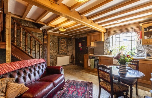 Rhyd-y-foel Casa | Estupenda casa de vacaciones para 2 personas con WIFI y aparcamiento