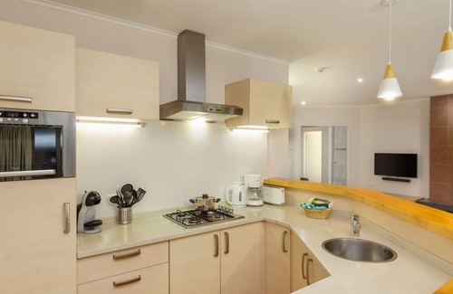 Bispingen Casa | Estupenda casa de vacaciones para 6 personas con piscina, WIFI, TV, terraza y aparcamiento