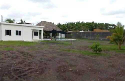 Monterrico Chalet De Esquí | Precioso chalé en el puerto cerca Del Mar