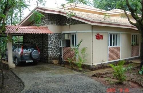Kune Village Chalet De Esquí | Beautiful Villa in Khandala with Hot Tub