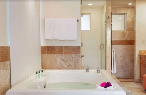 El Medano Ejidal Complejo | Beautiful Villa del Arco - Two Bedroom Suite