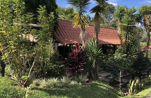 Rionegro Chalet De Esquí | Hermoso Chalet cerca al aeropuerto Intl JMC-Rionegro, Colombia.
